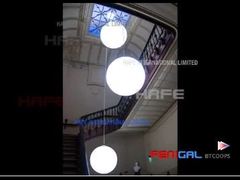 Boule lumineuse gonflable colorée RGBW de la série Muse