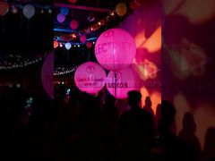 Série Muse Lampes gonflables à LED Ballon de lune Une lumière incontournable pour les fêtes en plein air Ambiance d'événement