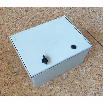 IP66 boîtier en fibre de verre monté sur le mur et imperméable à l'eau avec couvercle solide 600*500*230mm