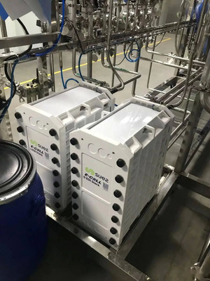 Module EDI Veolia E-Cell-3X Pour le traitement de l'eau de haute pureté destinée aux industries pharmaceutiques